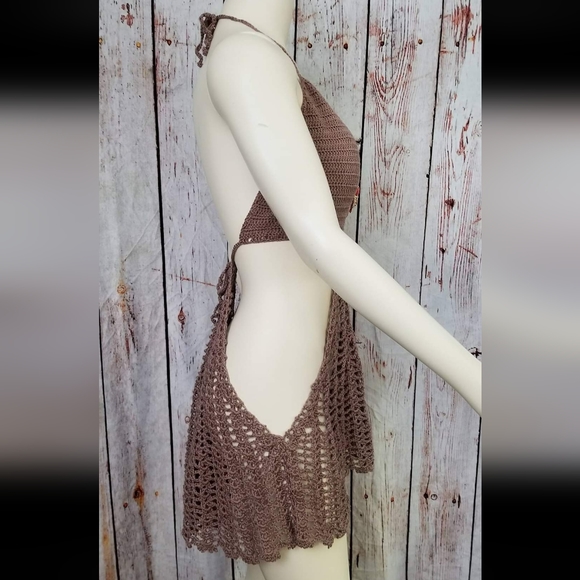 Gorgeous crochet lace bikini coverup with rhinestone broche - Picture 3 of 5